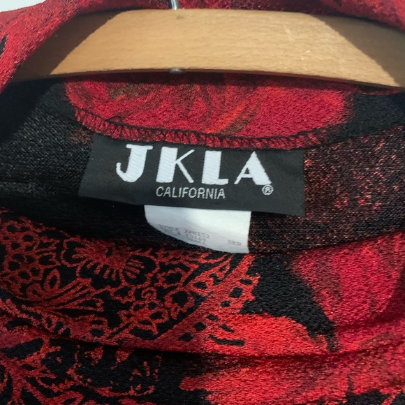 JKLA Woman’s Asian Style Dress - Picture 3 of 4